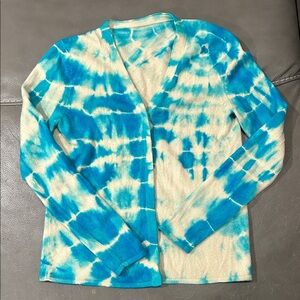Blue Tie-Dye Women's Cashmere Sweater, size S.